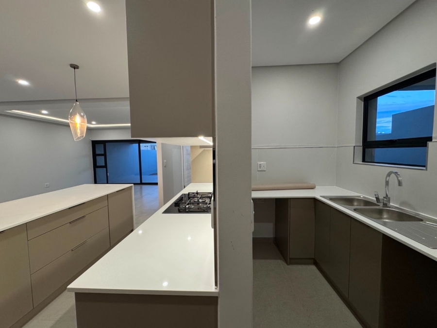 4 Bedroom Property for Sale in Sandown Western Cape
